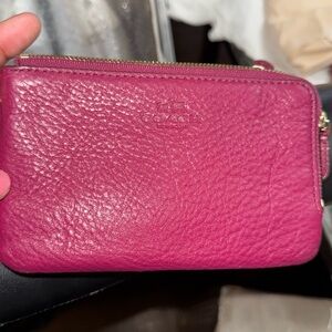 Coach wristlet wallet